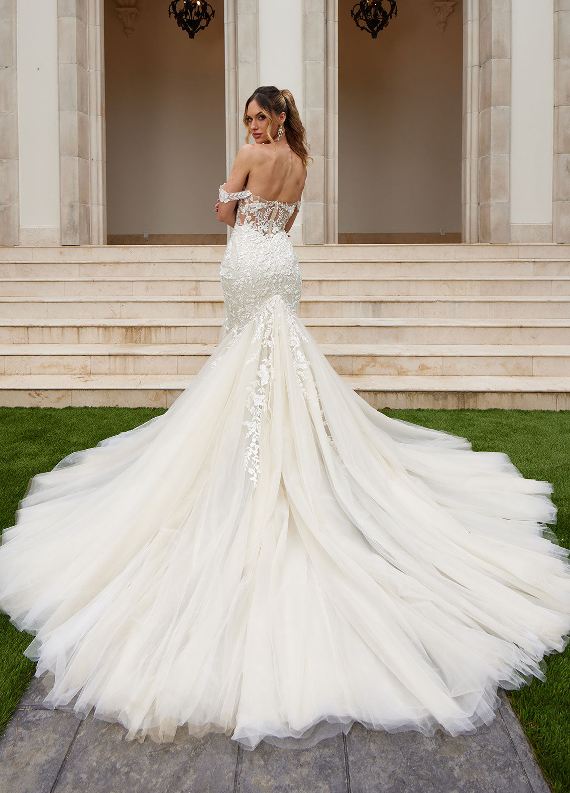 Edel 11239 Elegant Wedding Dress